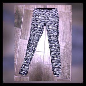 Victoria’s Secret yoga leggings